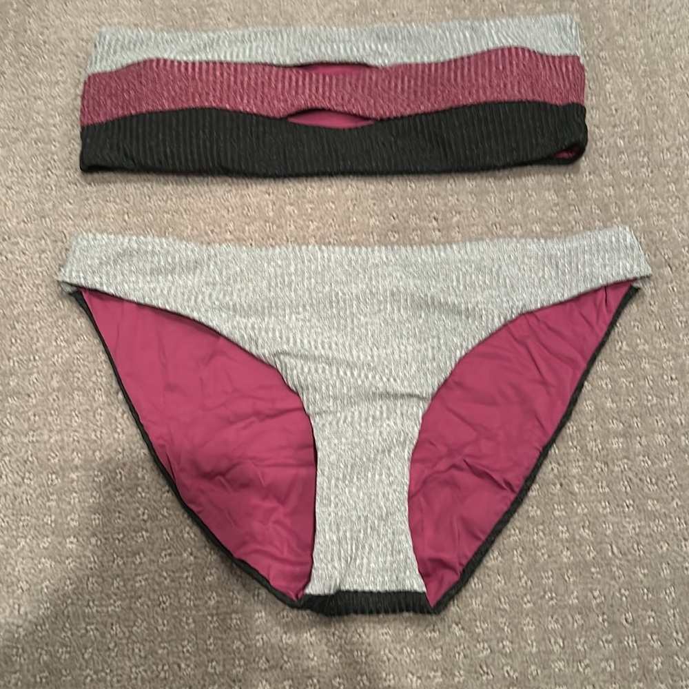 Soluna Gray/Purple Colorblocked Strapless Bikini